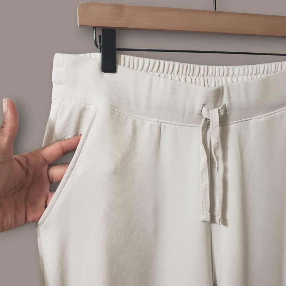 NWT Quince SuperSoft Fleece Wide Leg Pant Off-White Womens Large Pockets - Picture 2 of 11